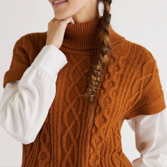 Anthropologie Sweaters - Anthropologie Cable Layered Sweater Small